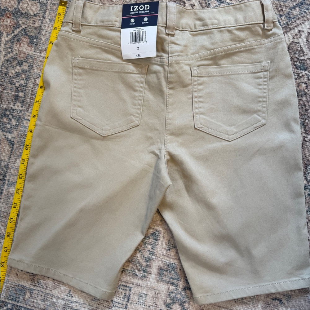 Izod Women’s Bermuda short
